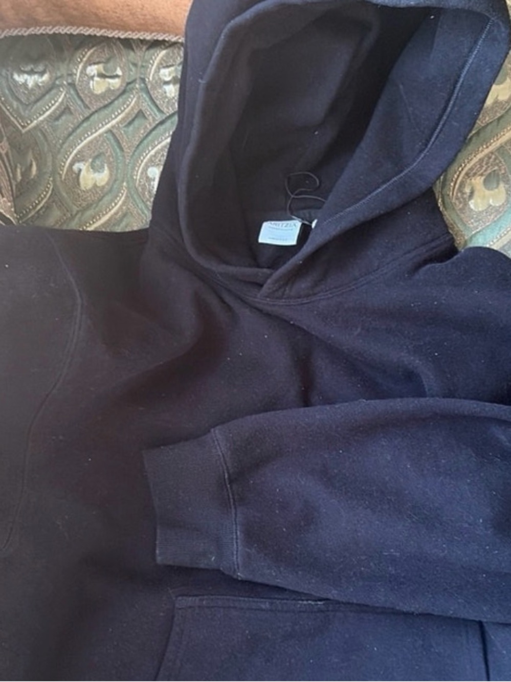Aritzia Men's Navy Blue Pullover Hoodie